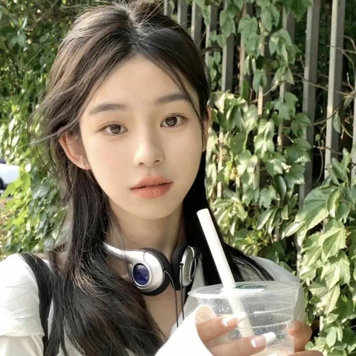无边春色戏两儍 在线观看